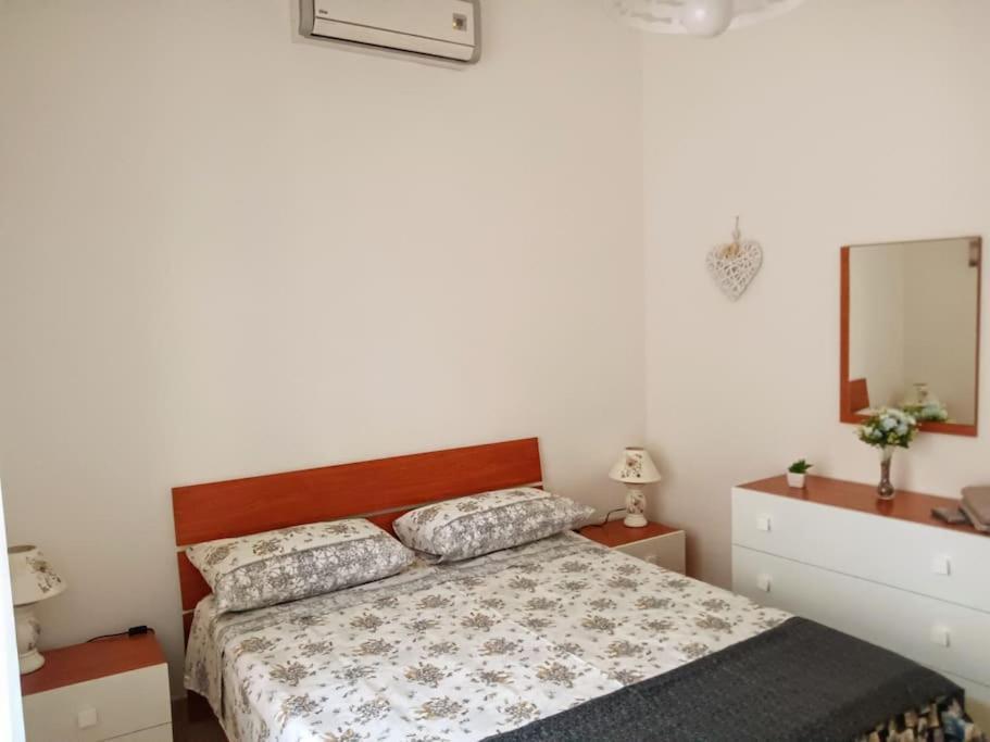 Fountains' Square Apartment ฟอร์เมีย ภายนอก รูปภาพ